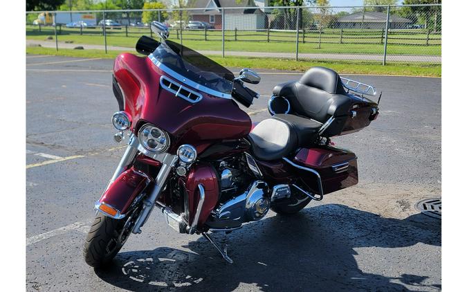 2016 FLHTKL - Harley-Davidson®