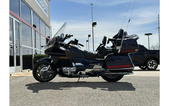 2000 Gold Wing® Tour 25th Anniversary - Honda