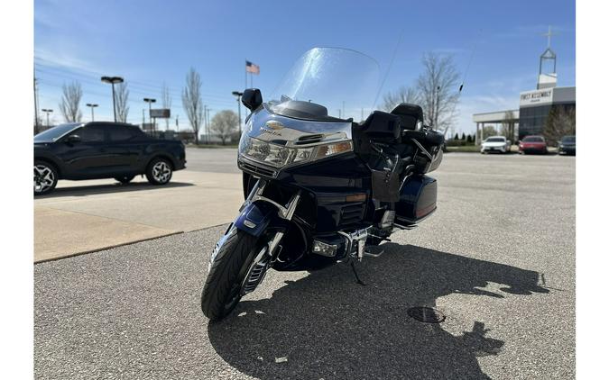 2000 Gold Wing® Tour 25th Anniversary - Honda