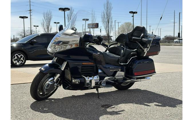 2000 Gold Wing® Tour 25th Anniversary - Honda