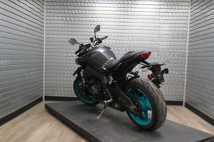 2024 YAMAHA MT-10