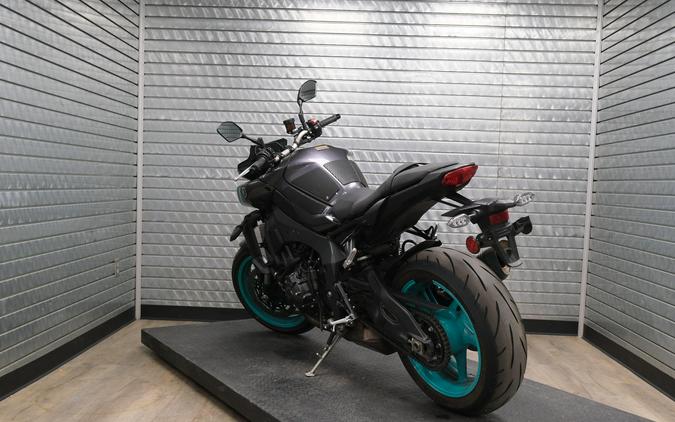 2024 YAMAHA MT-10