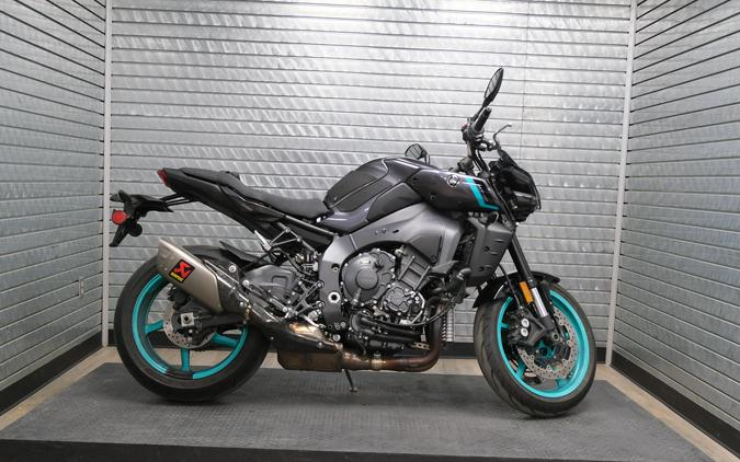 2024 YAMAHA MT-10