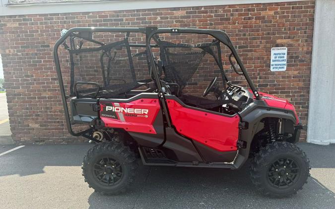 2024 Honda Pioneer 1000-5 Deluxe