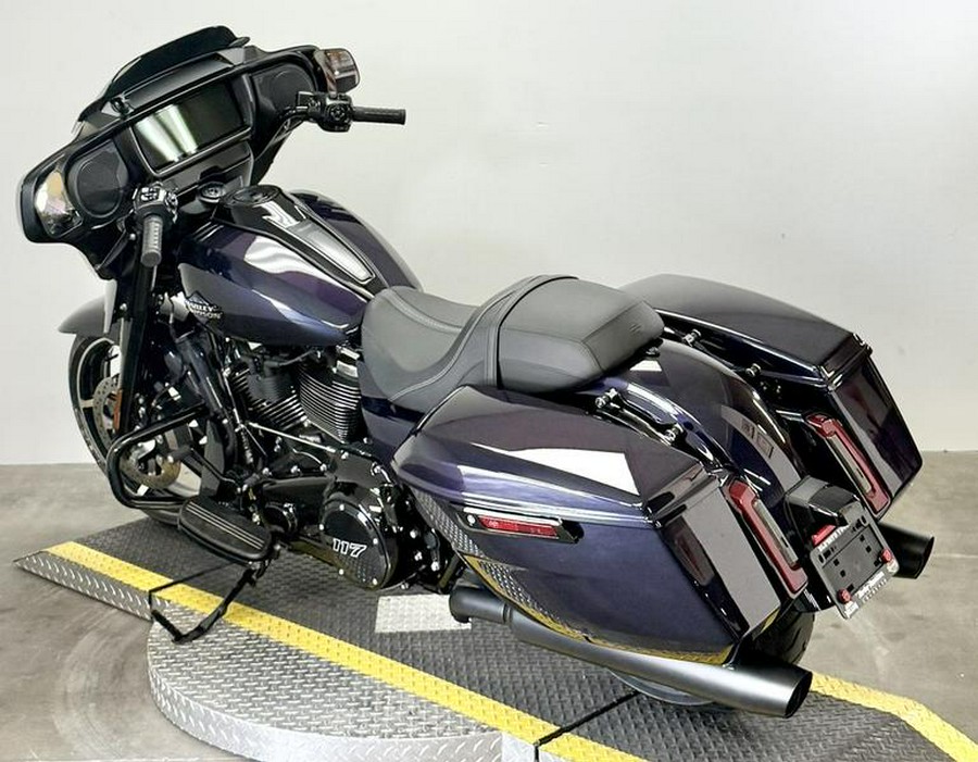 2025 Harley-Davidson® FLHX - Street Glide®
