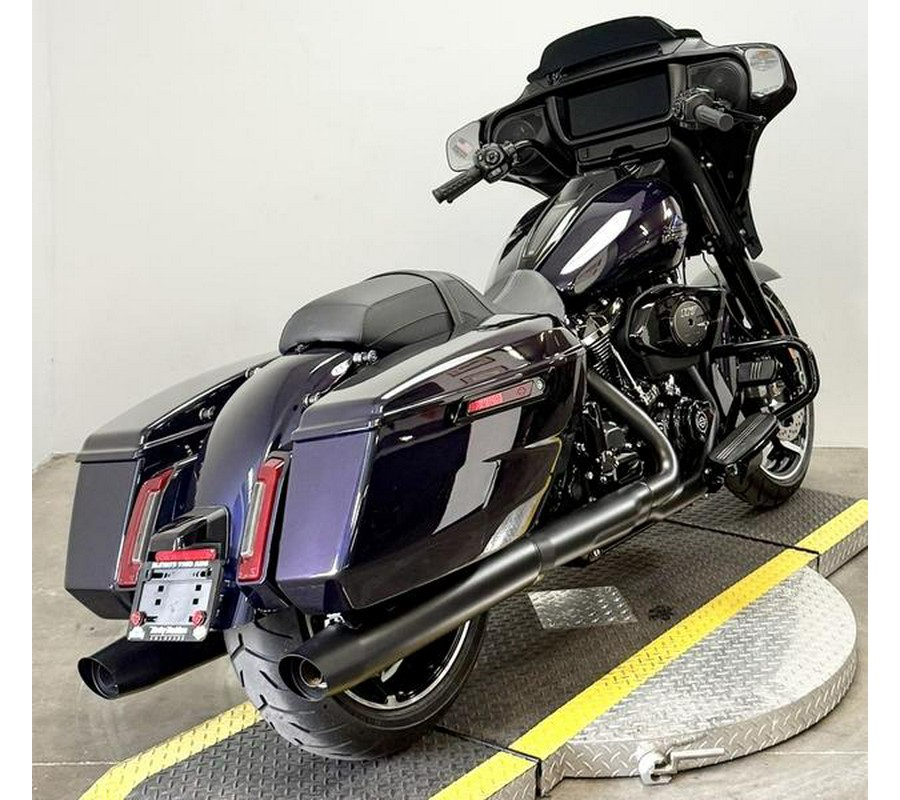 2025 Harley-Davidson® FLHX - Street Glide®
