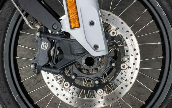 2022 Husqvarna Norden 901