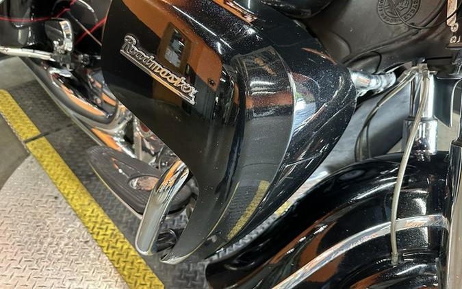 2020 Indian Roadmaster Elite Thunder Black Vivid Crystal Over