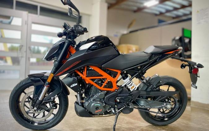 2023 KTM 390 Duke