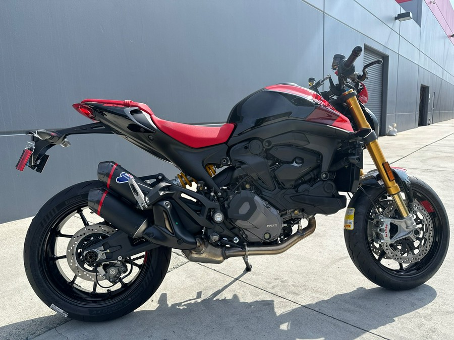 2024 DUCATI MONSTER SP