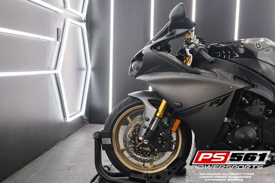 2014 Yamaha YZF-R1