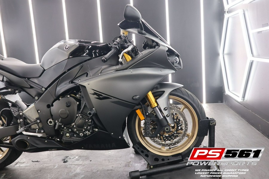 2014 Yamaha YZF-R1