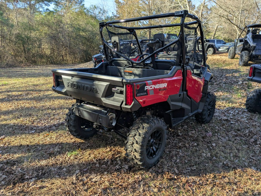 2025 Honda Pioneer 1000 Deluxe