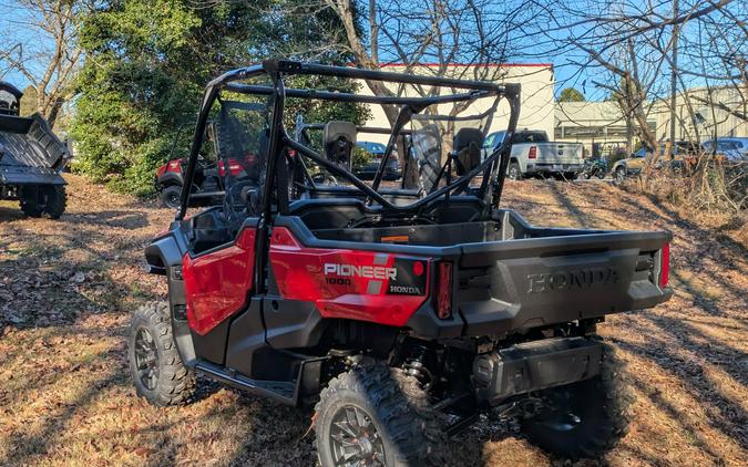 2025 Honda Pioneer 1000 Deluxe