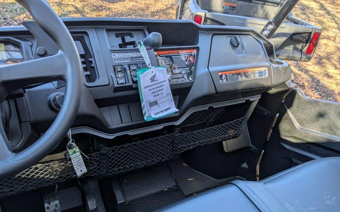 2025 Honda Pioneer 1000 Deluxe