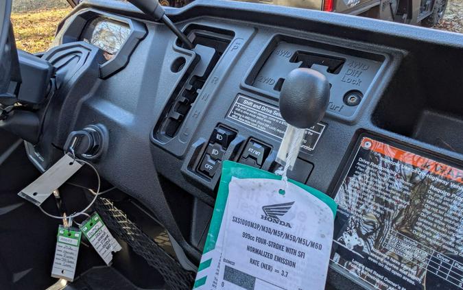 2025 Honda Pioneer 1000 Deluxe