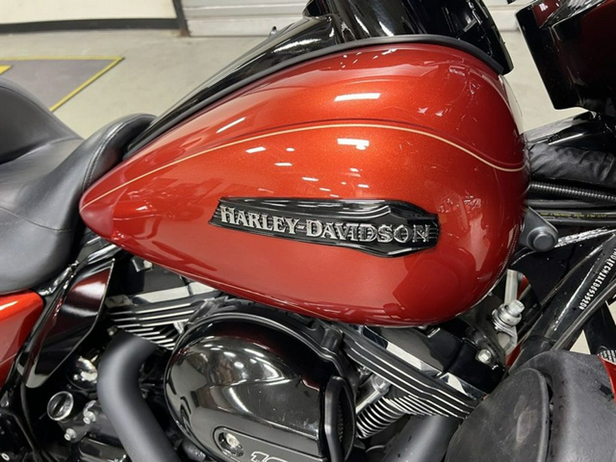 2014 Harley-Davidson Touring FLHTCU - Electra Glide Ultra Classic