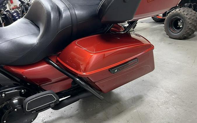 2014 Harley-Davidson Touring FLHTCU - Electra Glide Ultra Classic