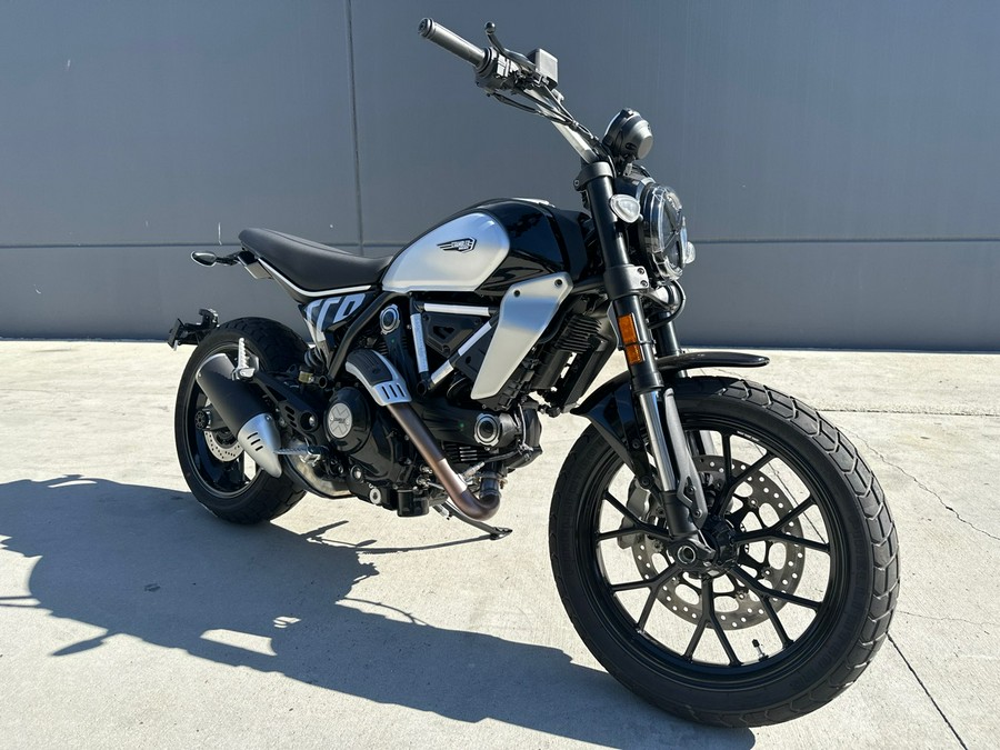 2024 DUCATI SCRAMBLER ICON