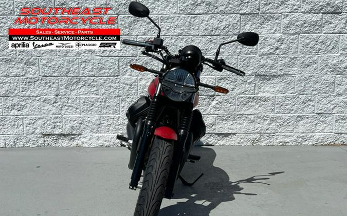 2023 Moto Guzzi V7 Stone