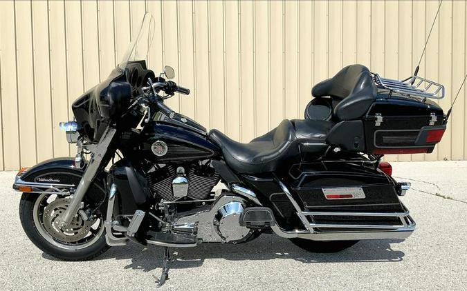 2004 Harley-Davidson® FLHTCUI - Electra Glide® Ultra Classic® Injection