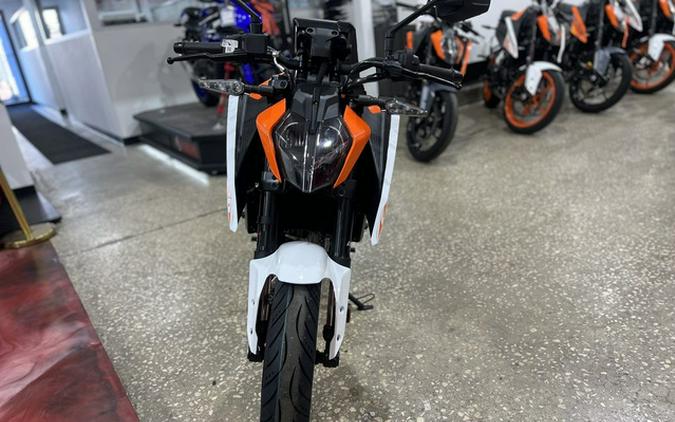 2024 KTM Duke 250