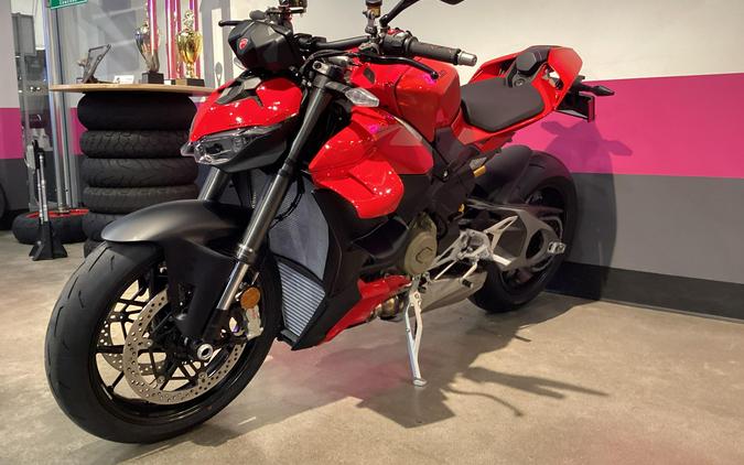 2026 Ducati Streetfighter V4