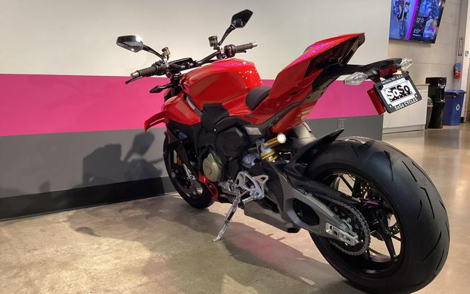 2026 Ducati Streetfighter V4