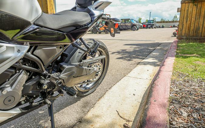 2026 CFMOTO 300 SS