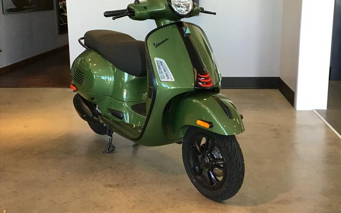 2027 Vespa GTS 310 SuperSport