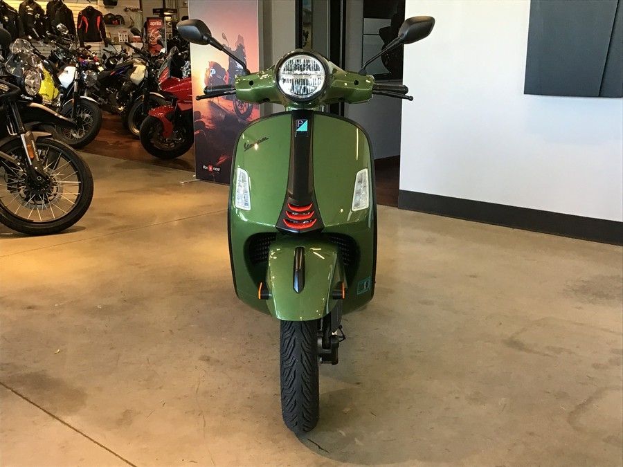 2027 Vespa GTS 310 SuperSport