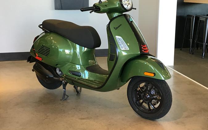 2027 Vespa GTS 310 SuperSport