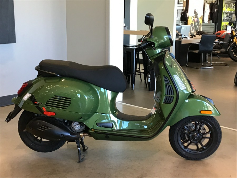 2027 Vespa GTS 310 SuperSport