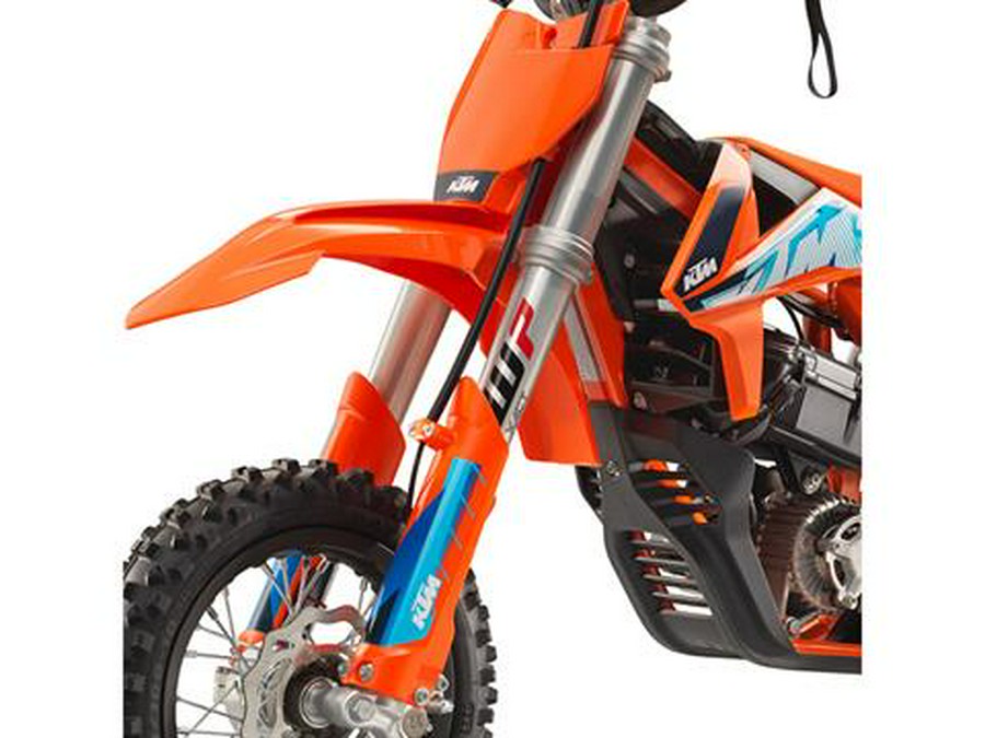 2024 KTM SX-E 3