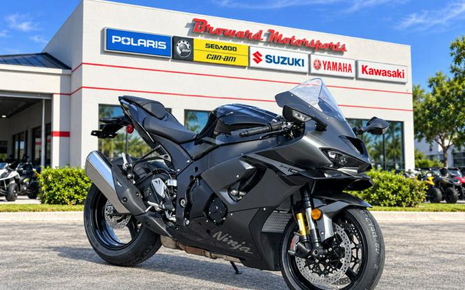 2026 Kawasaki Ninja ZX-10R First Look: 8 Fast Facts, 24 Photos
