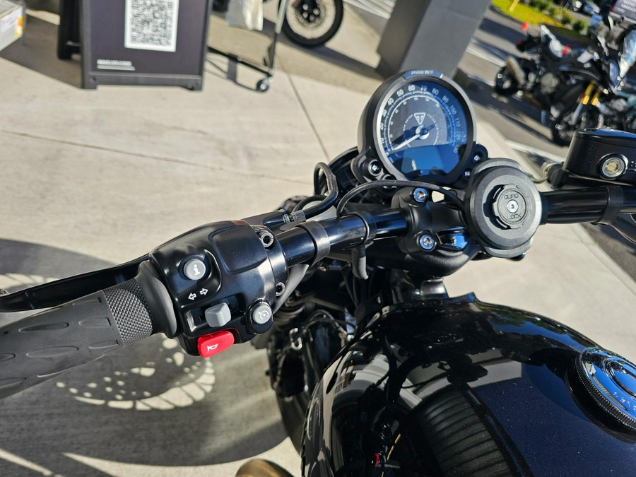 2024 Triumph Bonneville Bobber Stealth Edition