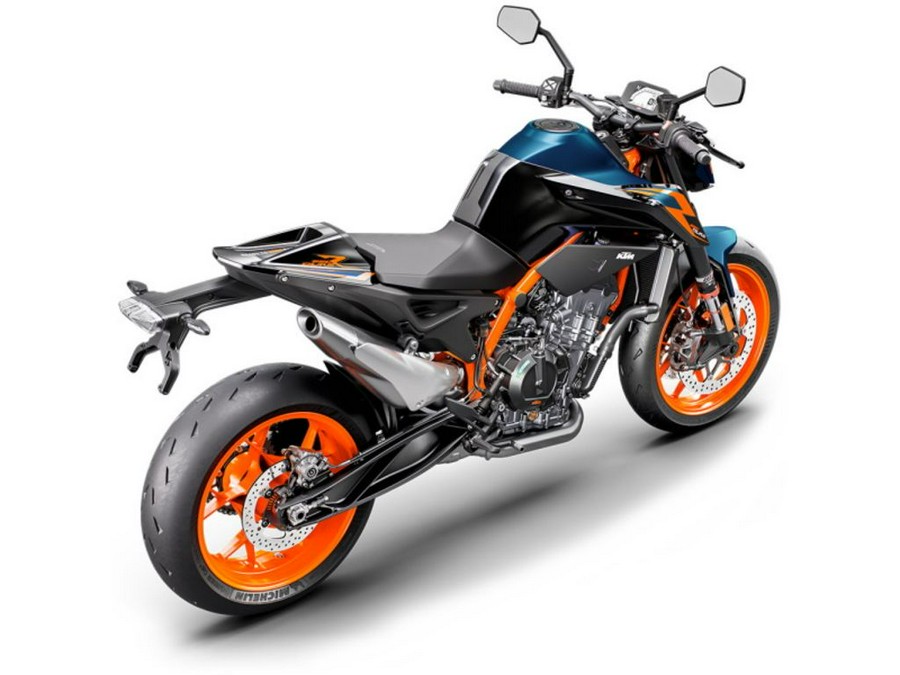 2023 KTM Duke 890 R