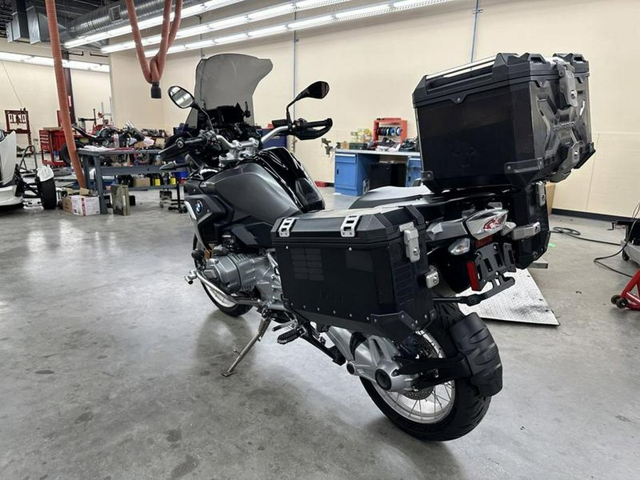 2017 BMW R 1200 GS Premium Black Storm Metallic