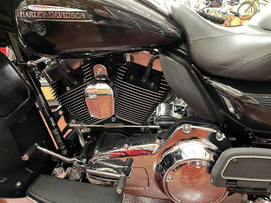 2015 Harley-Davidson® FLHTCU - Electra Glide® Ultra Classic®