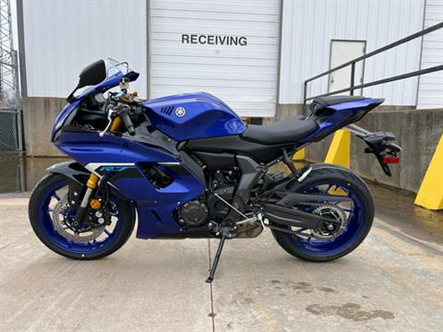 2025 Yamaha YZF-R7