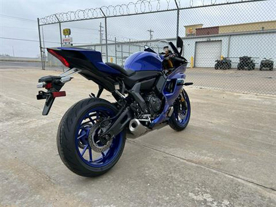 2025 Yamaha YZF-R7