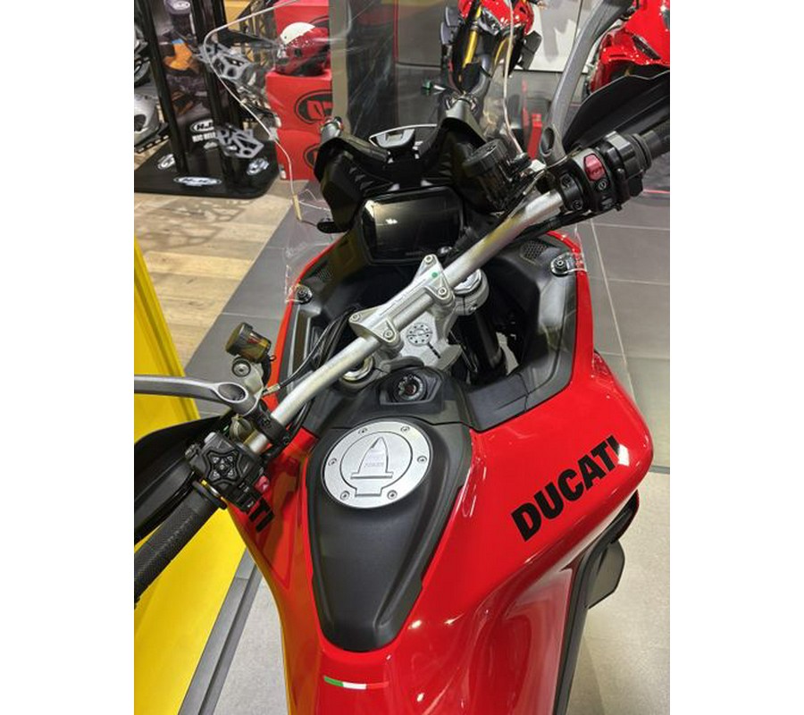 New 2025 Ducati Multistrada V2