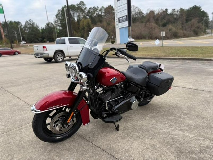 2026 Harley-Davidson® FLHC - Heritage Classic