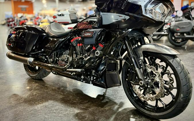 2024 Harley-Davidson® CVO™ Road Glide® ST Raven Metallic