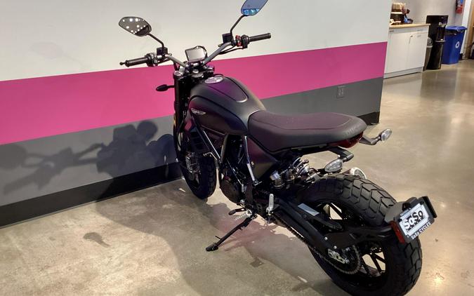 2026 Ducati Scrambler Icon Dark