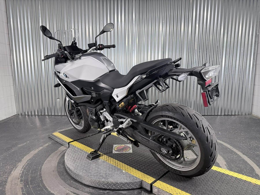 2021 BMW F 900 XR