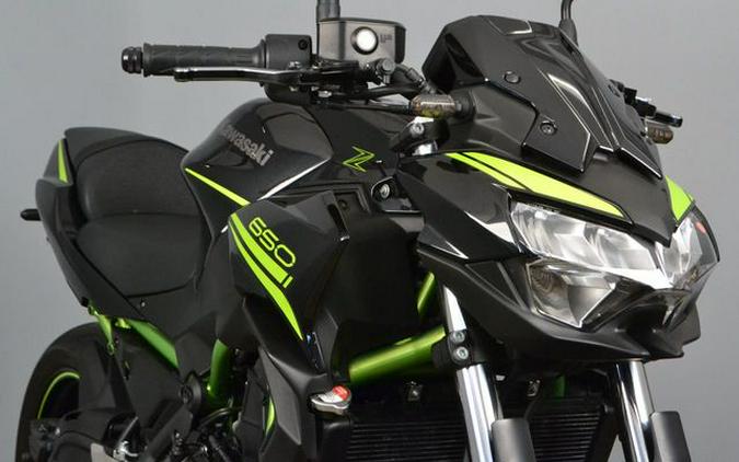 2020 Kawasaki Z650 Review (11 Fast Facts – Urban + Sport Motorcycle)