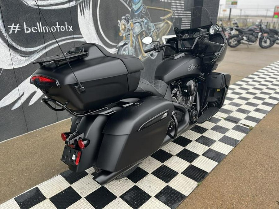 2024 Indian Motorcycle® Pursuit® Dark Horse® Black Smoke