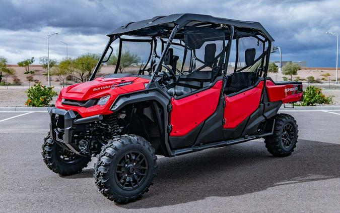 2023 Honda® Pioneer 1000-6 Deluxe Crew