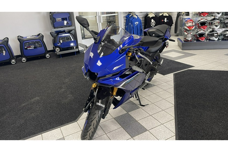 2025 Yamaha R3